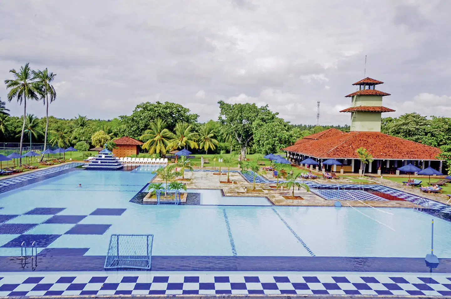 Club Palm Bay OUTDOOR_POOL