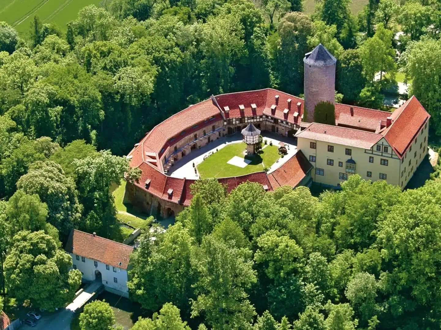 Hotel & Spa Wasserschloss Westerburg Garten