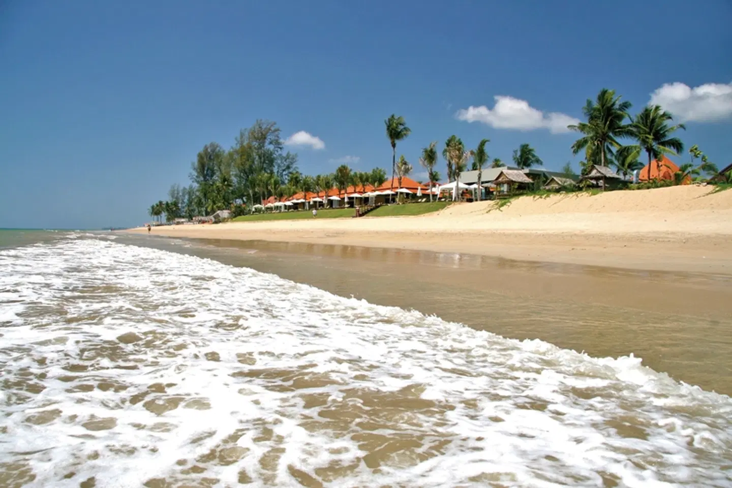 Chongfah Beach Resort Khao Lak Strand