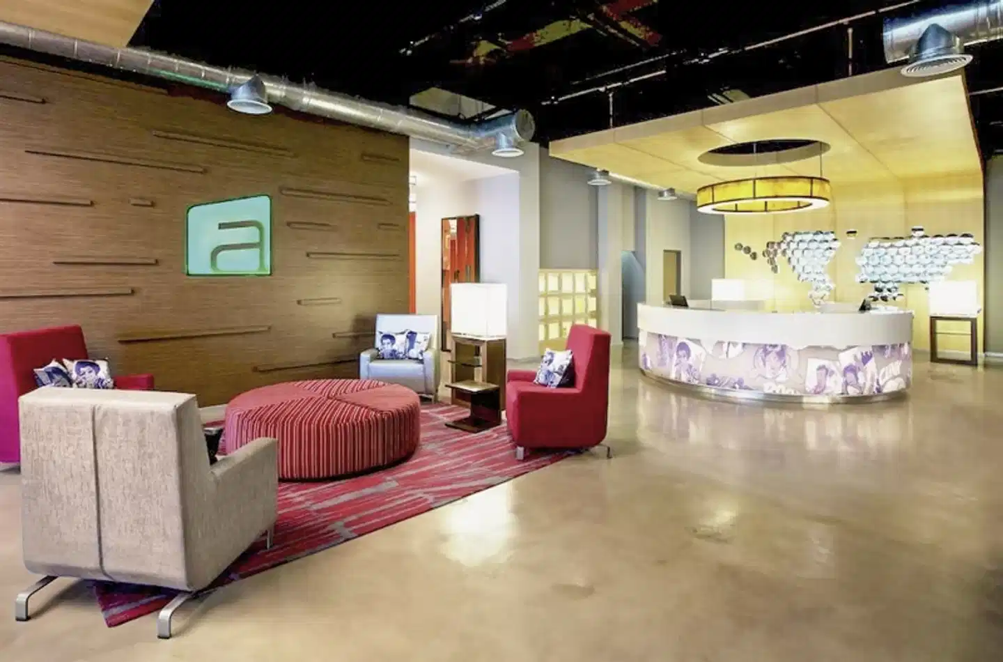 Aloft Cancun Lobby