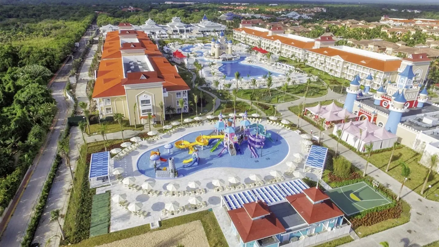 Bahia Principe Fantasia Punta Cana OUTDOOR_POOL