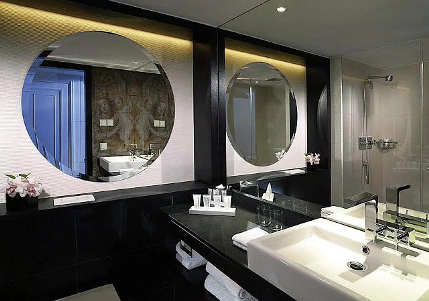 Hotel Vier Jahreszeiten Kempinski München Badezimmer