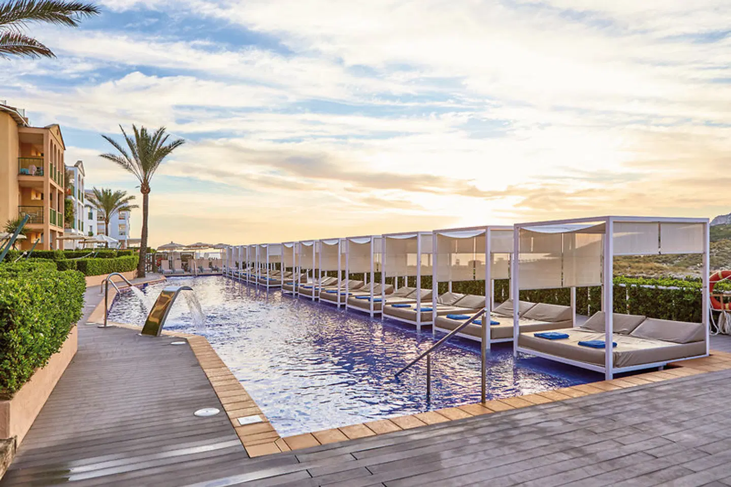 Zafiro Cala Mesquida OUTDOOR_POOL