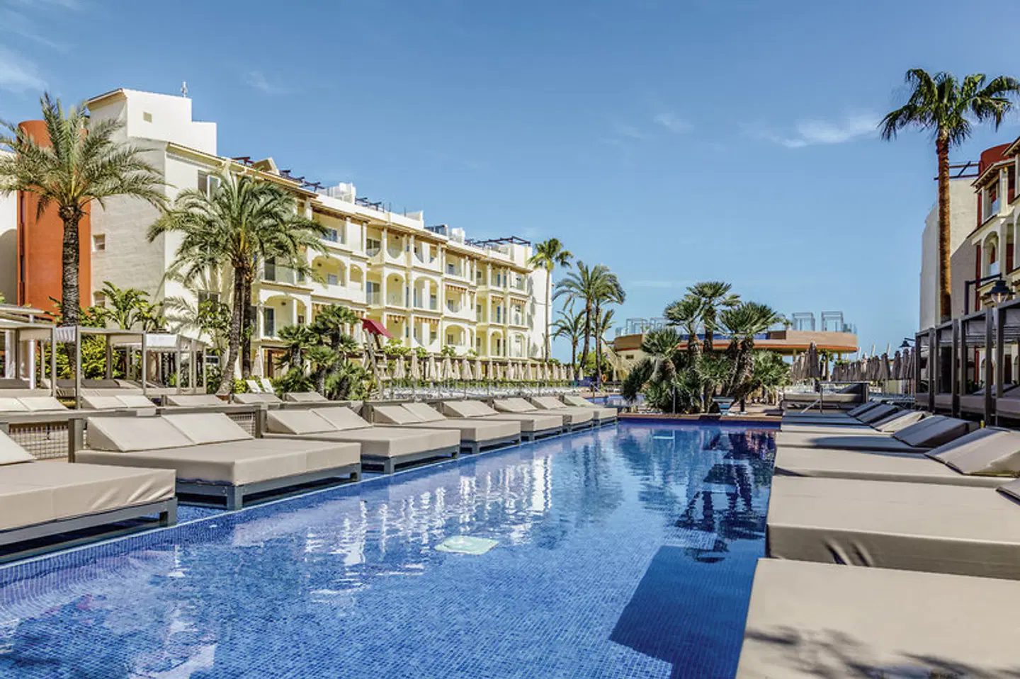 Zafiro Bahia OUTDOOR_POOL