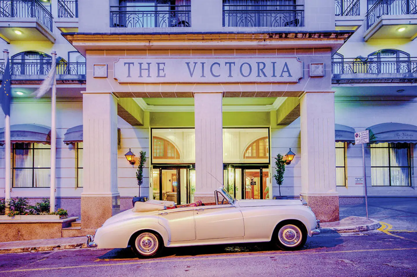 AX Victoria Hotel EXTERIOR