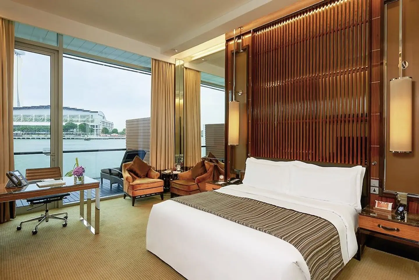 The Fullerton Bay Hotel ROOM_EXAMPLE