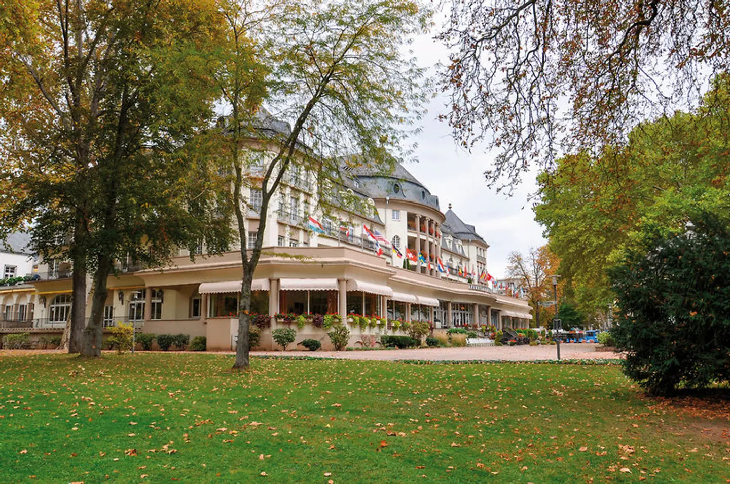 Parkhotel Kurhaus EXTERIOR