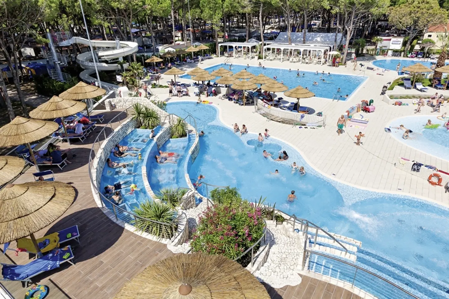 Camping Ca'Pasquali Village OUTDOOR_POOL
