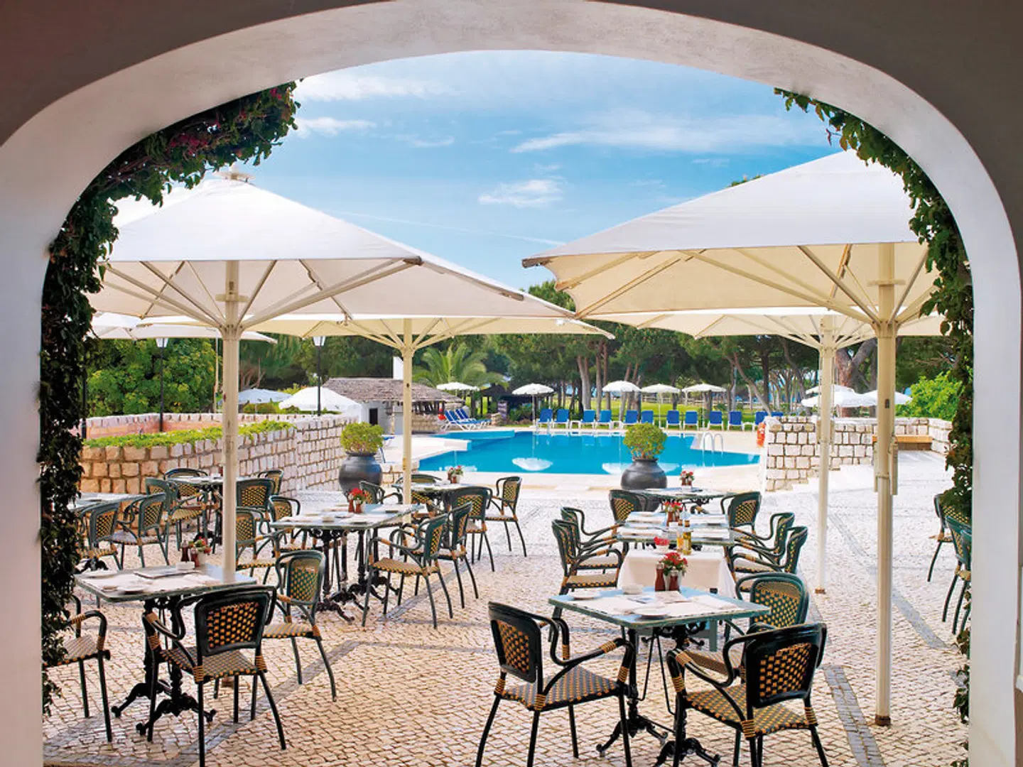 Pine Cliffs Resort: Pine Cliffs Ocean Suites & Spa Restaurant