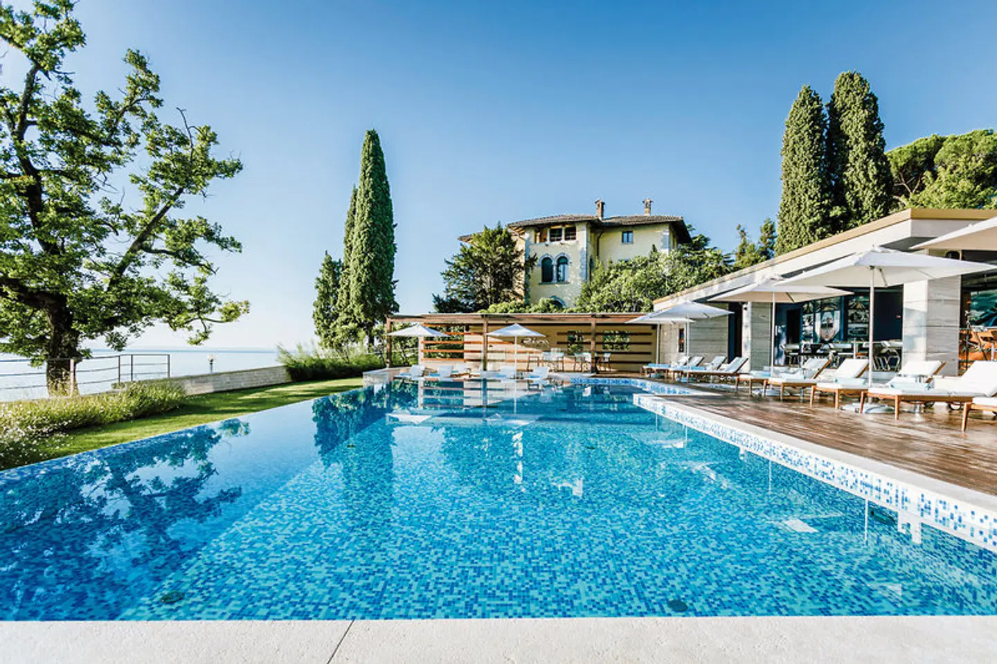 Ikador Luxury Boutique Hotel & Spa OUTDOOR_POOL