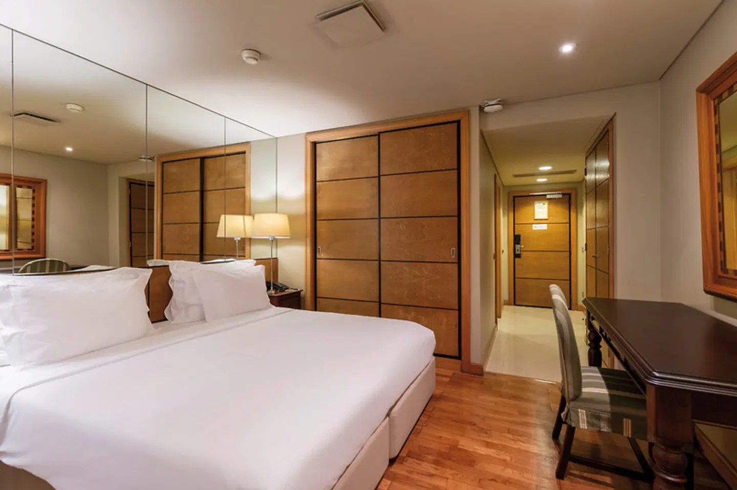Royal Savoy ROOM_EXAMPLE