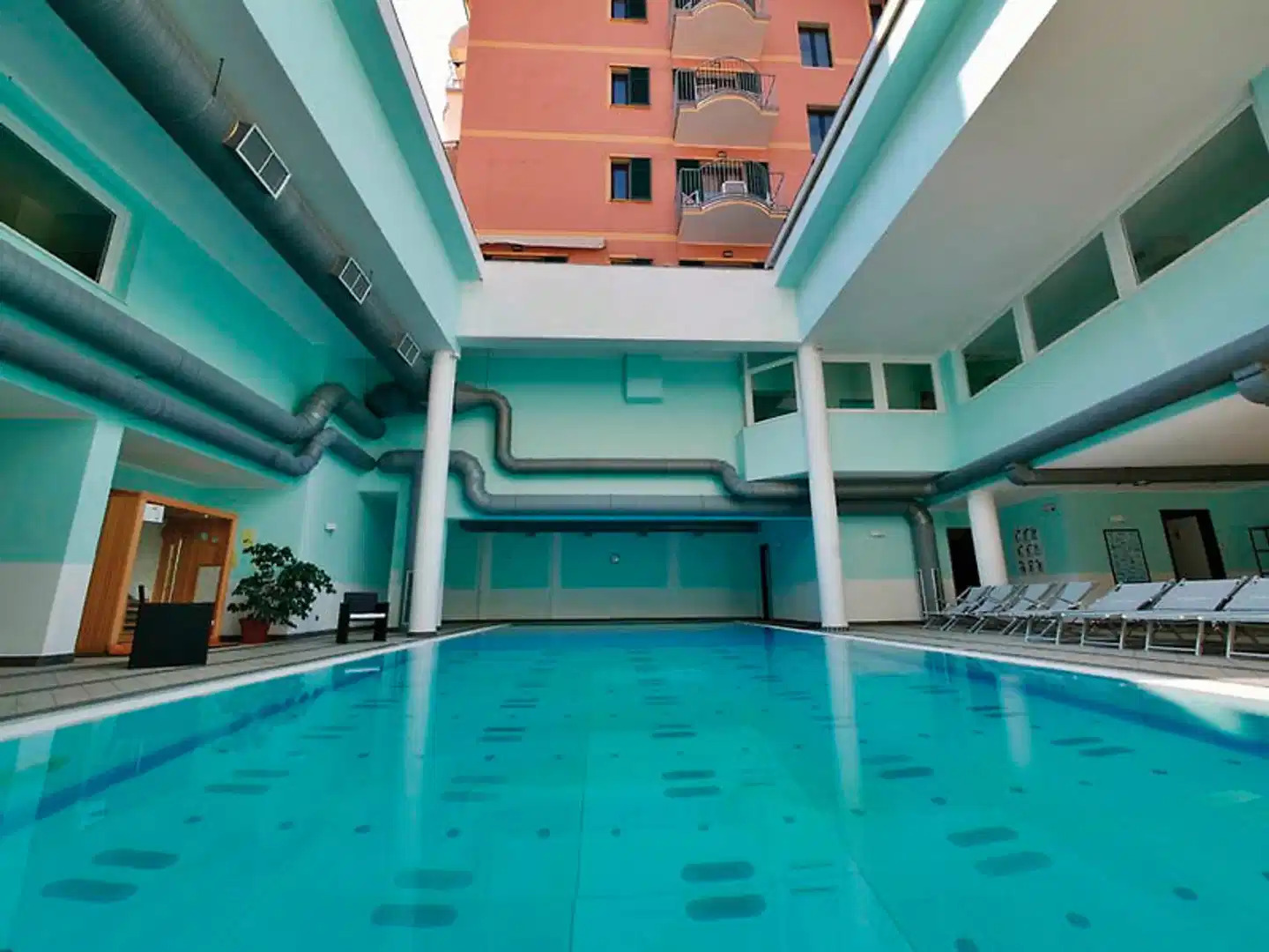 Mondial Hallenbad