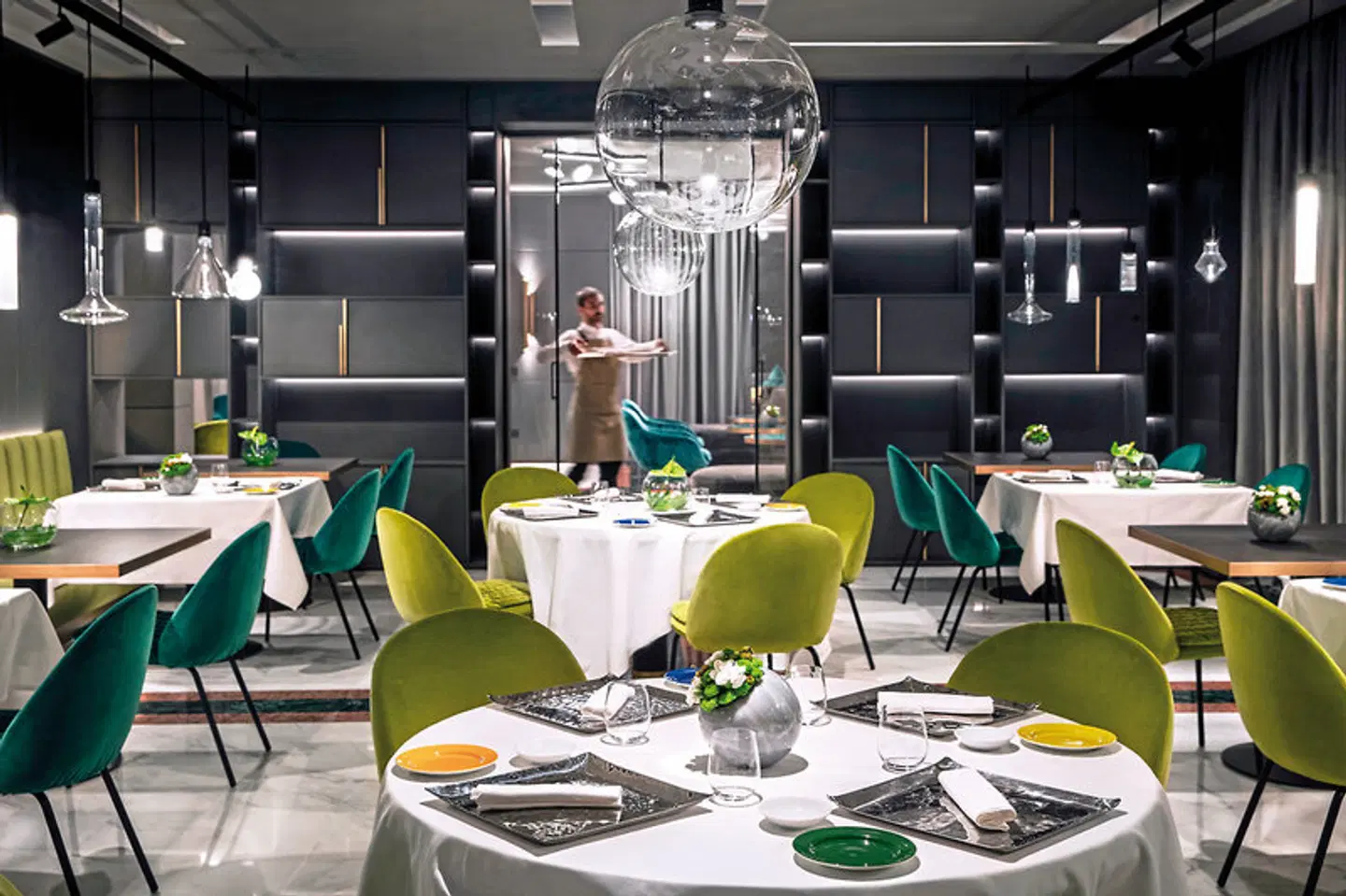 Plaza e De Russie Restaurant