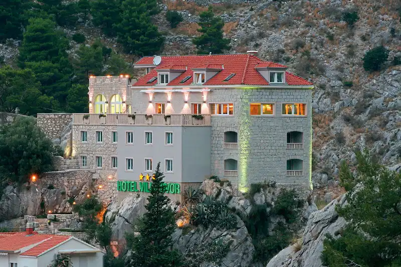 Villa Dvor – Hotelfoto
