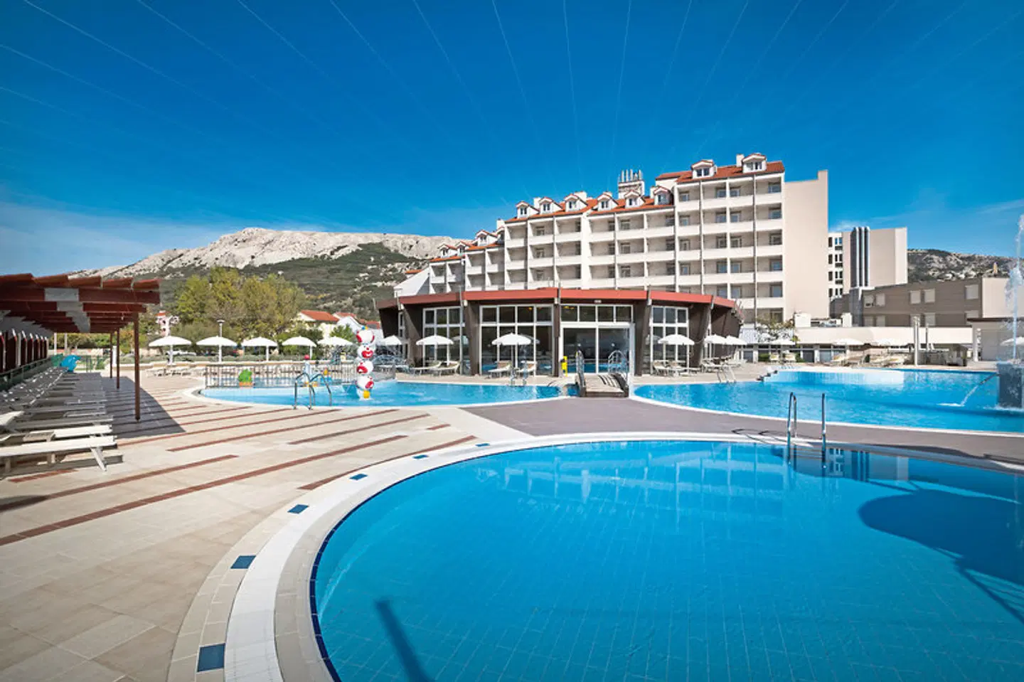 Sunny Baska Hotel by Valamar (ex. Corinthia) OUTDOOR_POOL