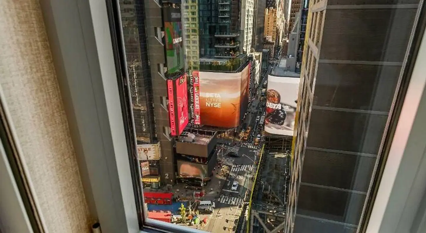 Cambria Hotel New York Times Square Restaurant