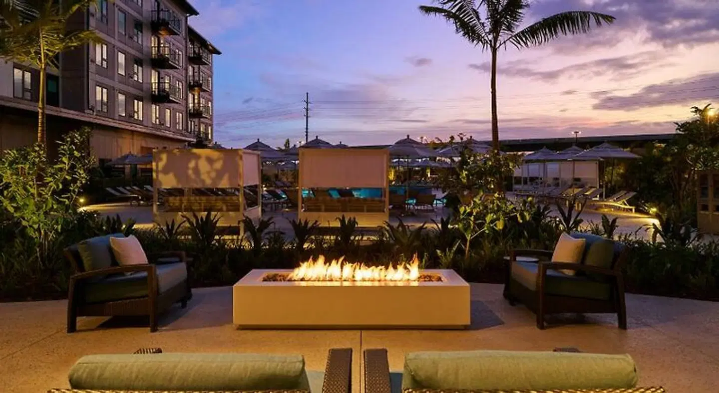 Hyatt Place at Ho'opili EXTERIOR