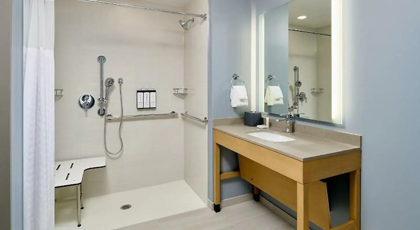 Hyatt Place at Ho'opili Badezimmer