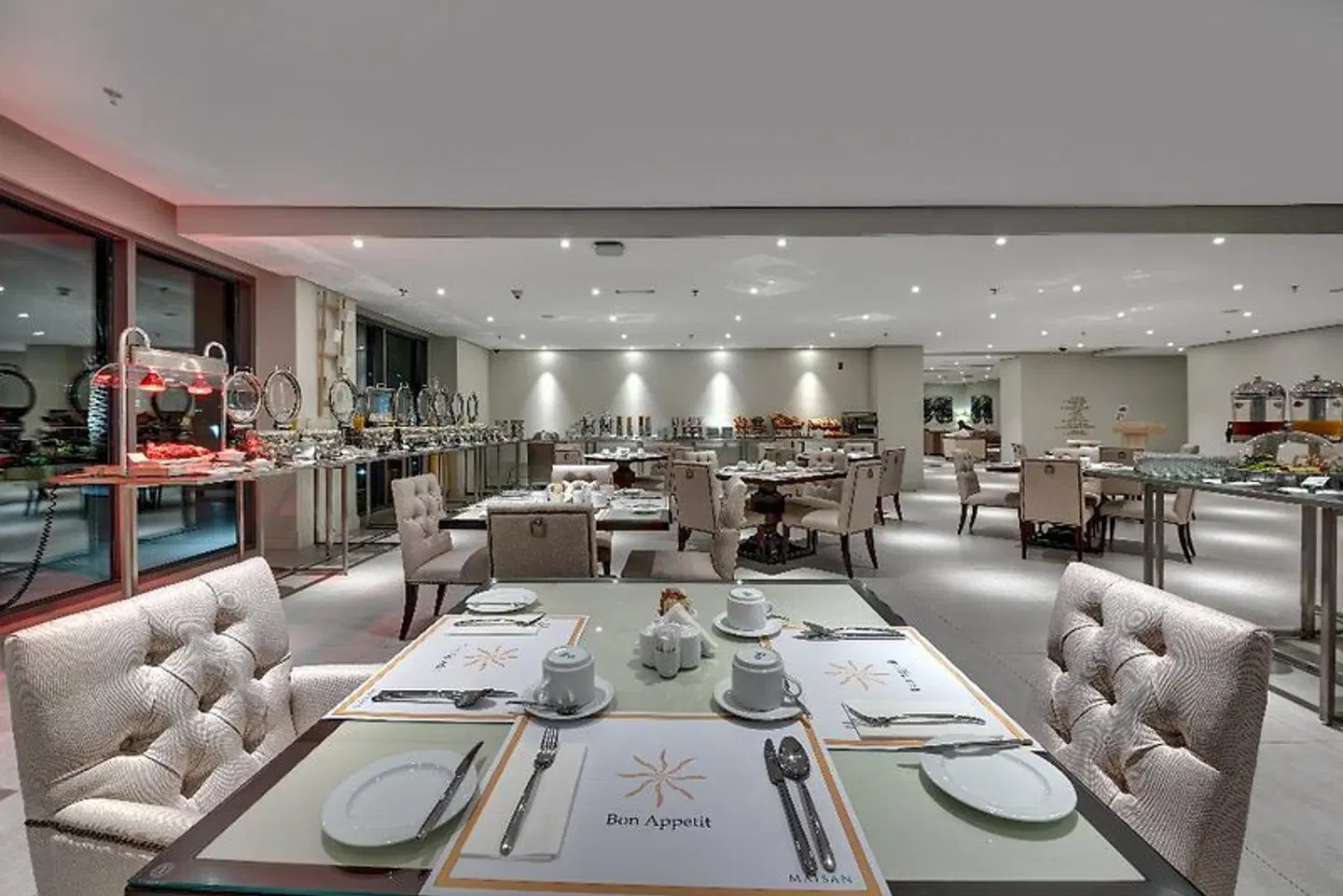 Delta Hotels by Marriott Dubai Investment Park Restaurant