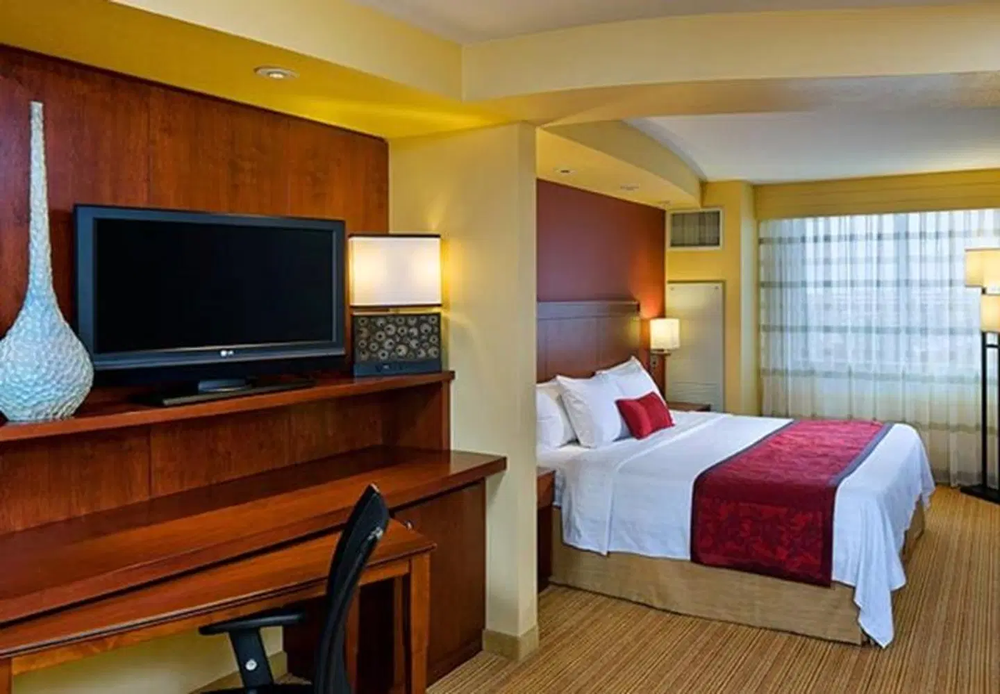 Courtyard by Marriott Miami Airport ROOM_EXAMPLE