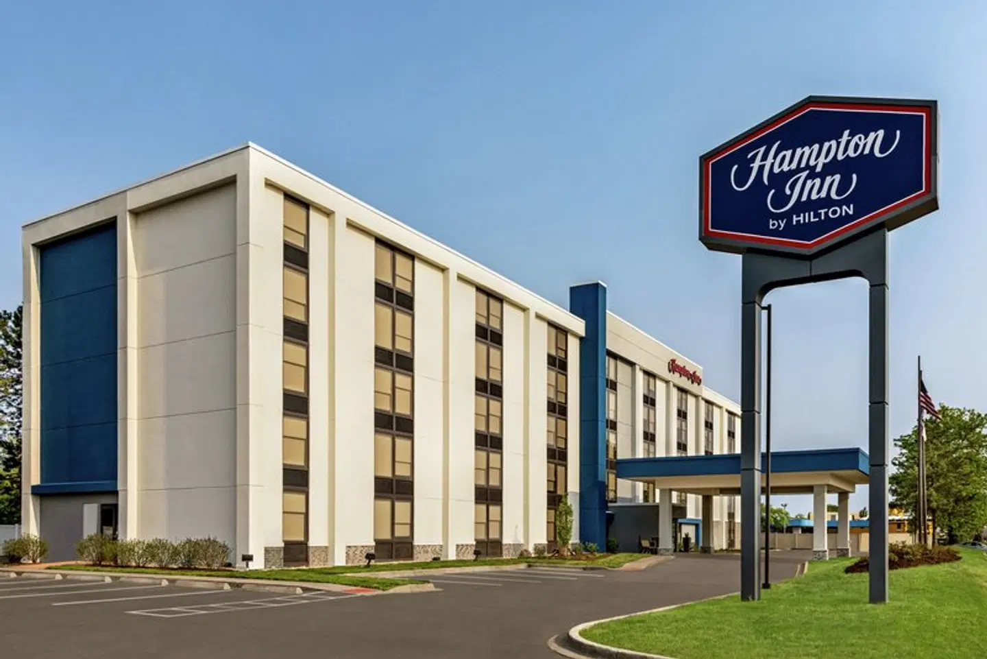 Hampton Inn Chicago-O'Hare International Airport EXTERIOR