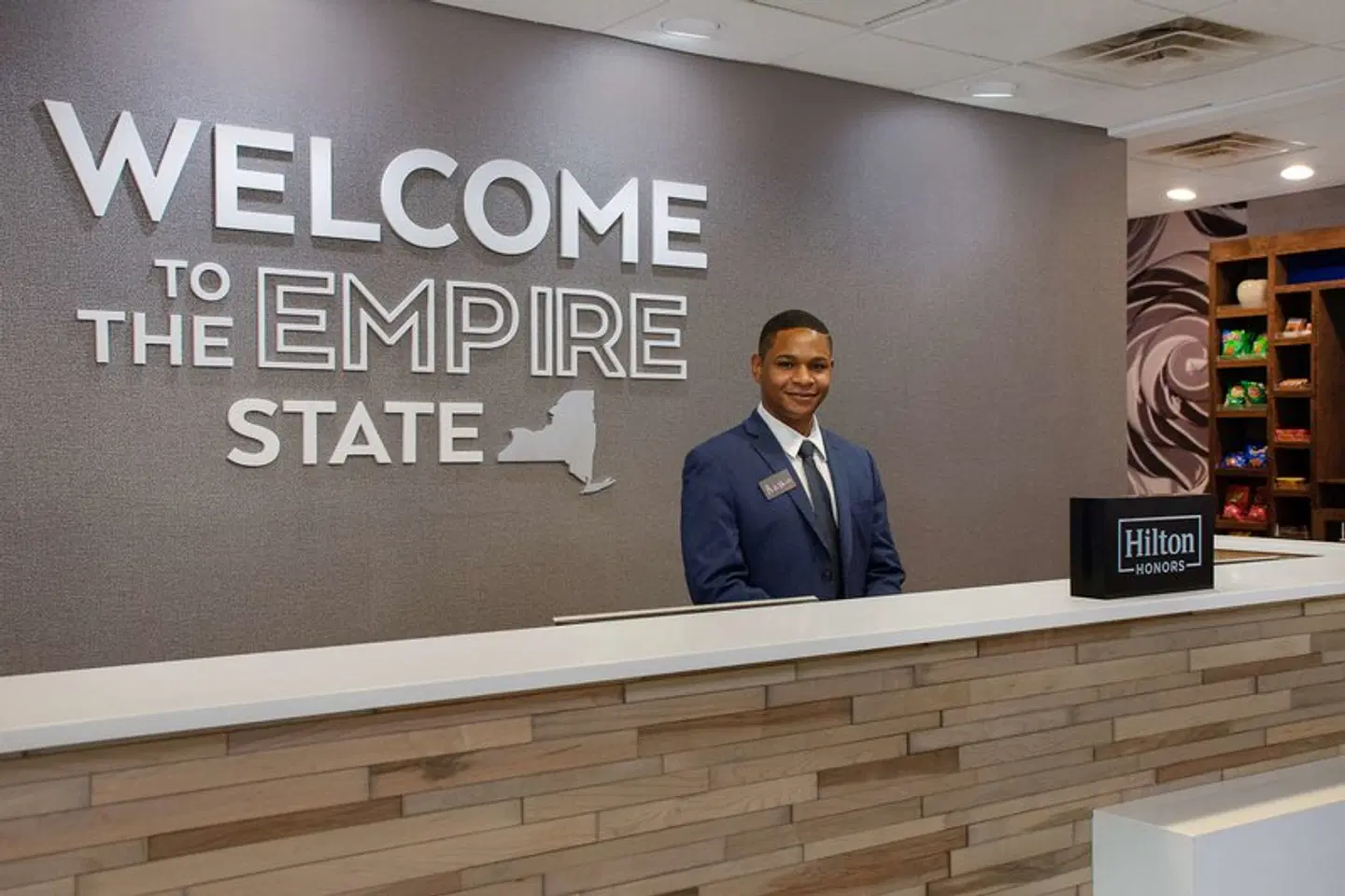 Hampton Inn & Suites Yonkers LOUNGE_LOBBY