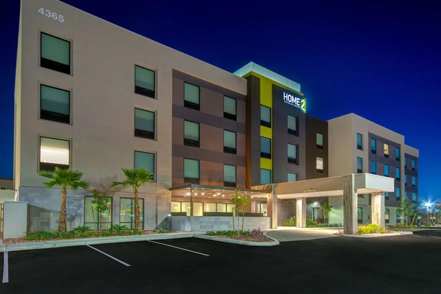 Home2 Suites by Hilton Las Vegas North EXTERIOR