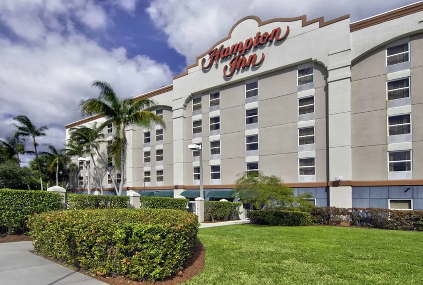 Hampton Inn Ft. Lauderdale Airport North Cruise Port EXTERIOR