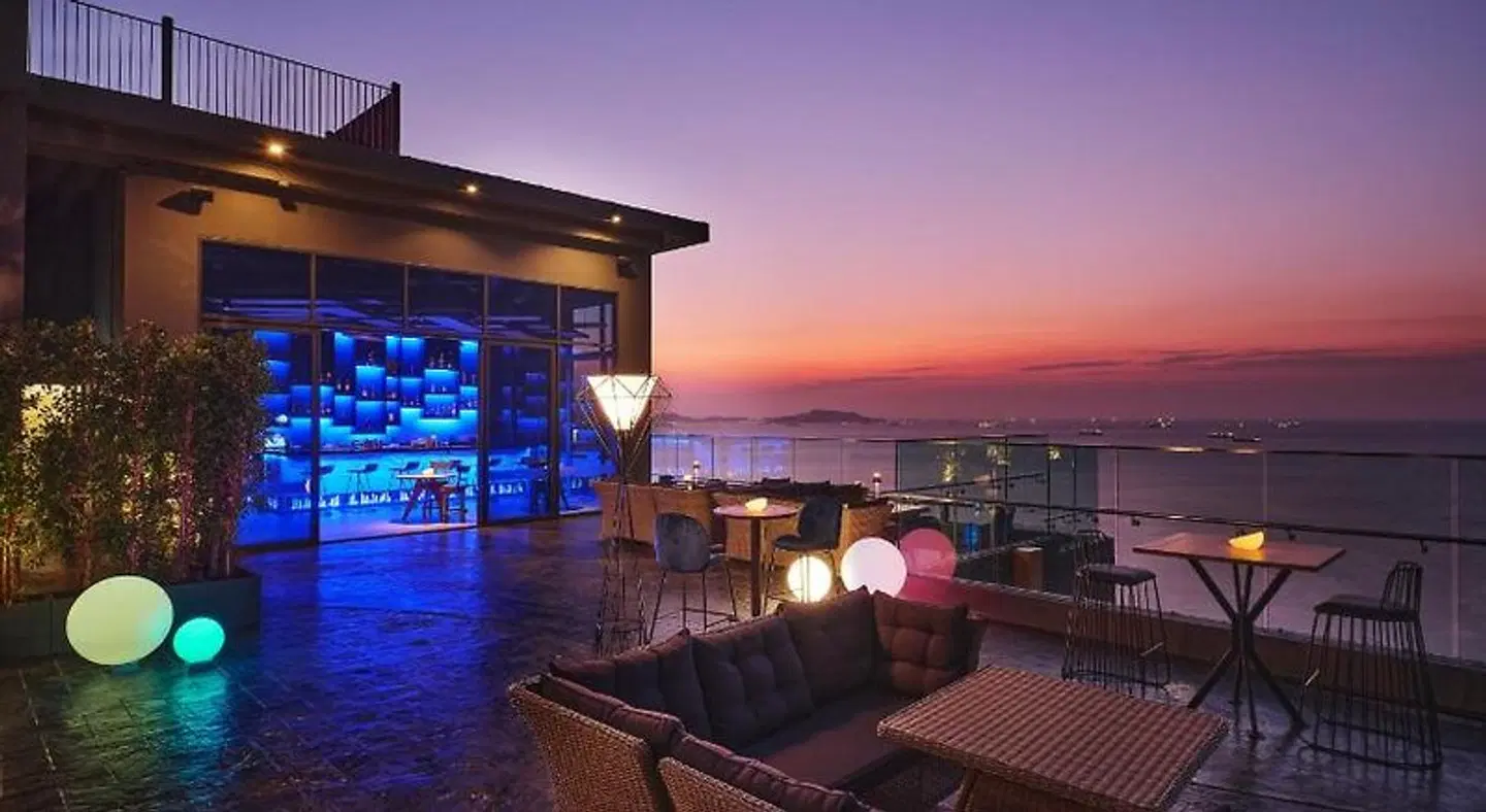 Novotel Marina Sriracha Terrasse
