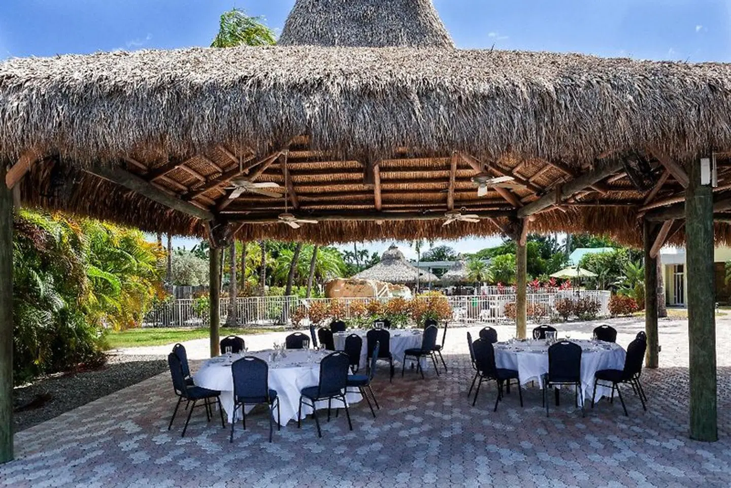 Holiday Inn Key Largo by IHG Bar