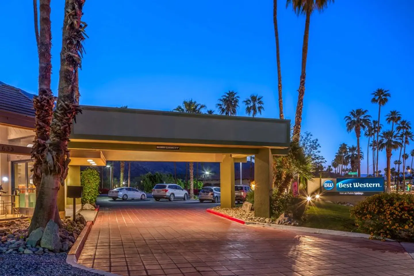 Best Western Inn at Palm Springs EXTERIOR