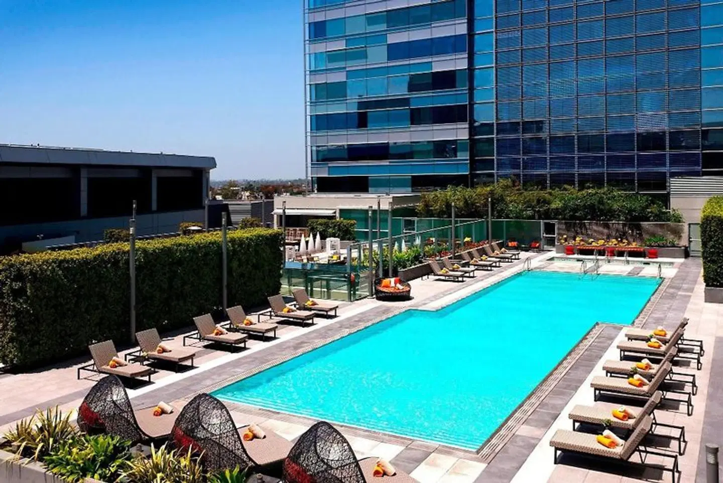 JW Marriott Los Angeles L.A. LIVE OUTDOOR_POOL