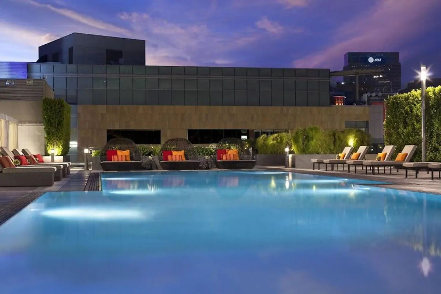 JW Marriott Los Angeles L.A. LIVE OUTDOOR_POOL