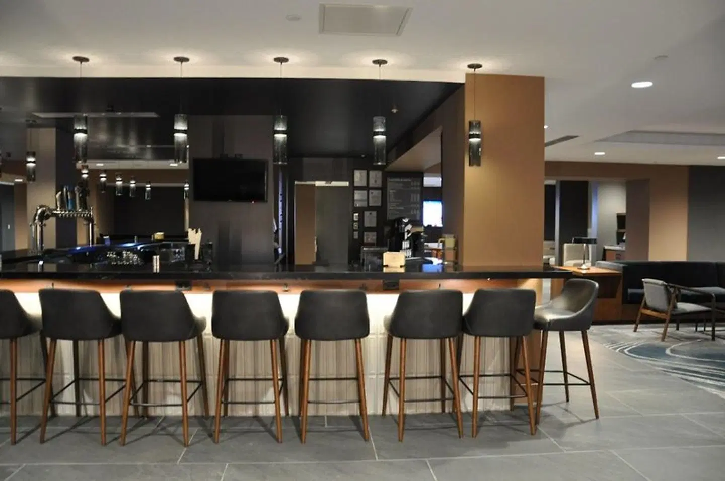 Chicago Marriott Schaumburg Bar