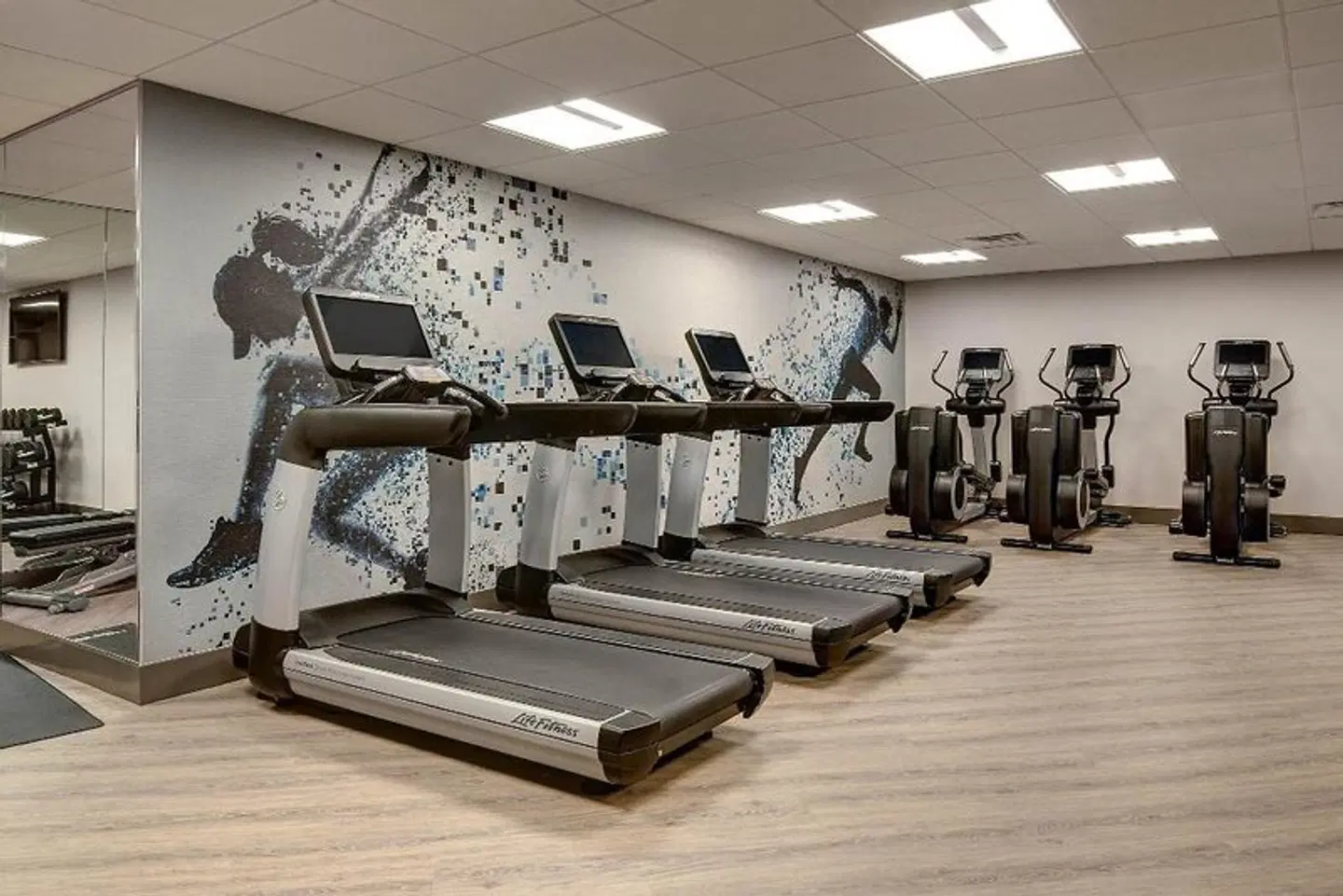 Sheraton Eatontown Hotel SPORTS_AND_LEISURE