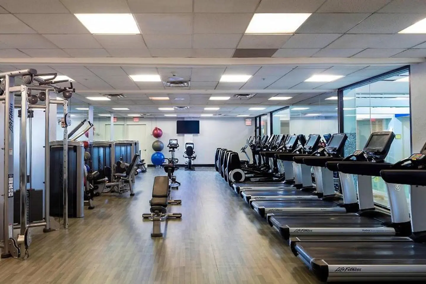 Boston Marriott Newton SPORTS_AND_LEISURE