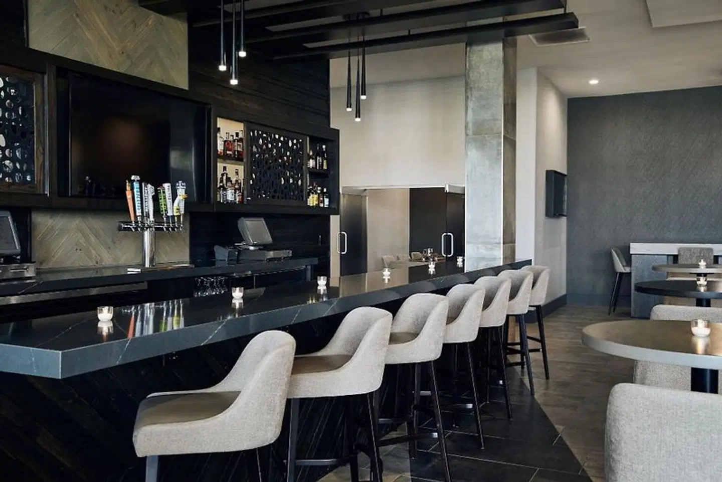 Marriott Chicago Oak Brook Bar