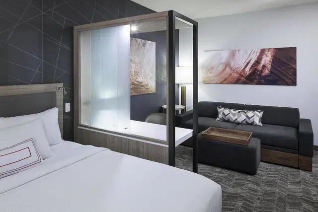 SpringHill Suites by Marriott Clearwater Beach ROOM_EXAMPLE
