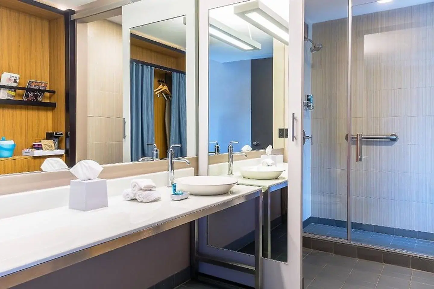 Aloft by Marriott Lexington Badezimmer
