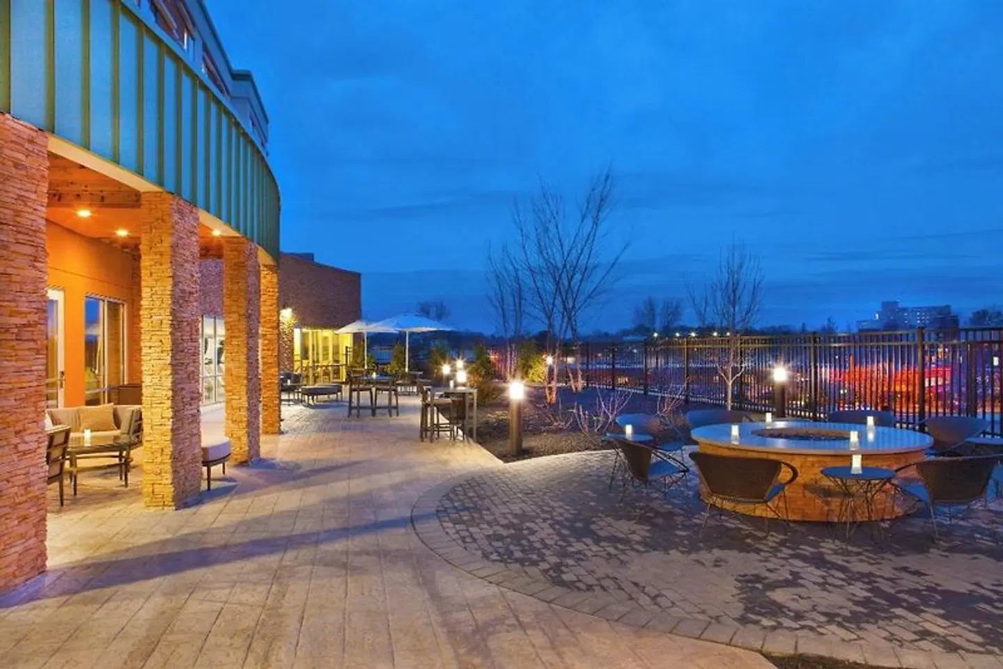 Courtyard by Marriott Yonkers Westchester County Terrasse