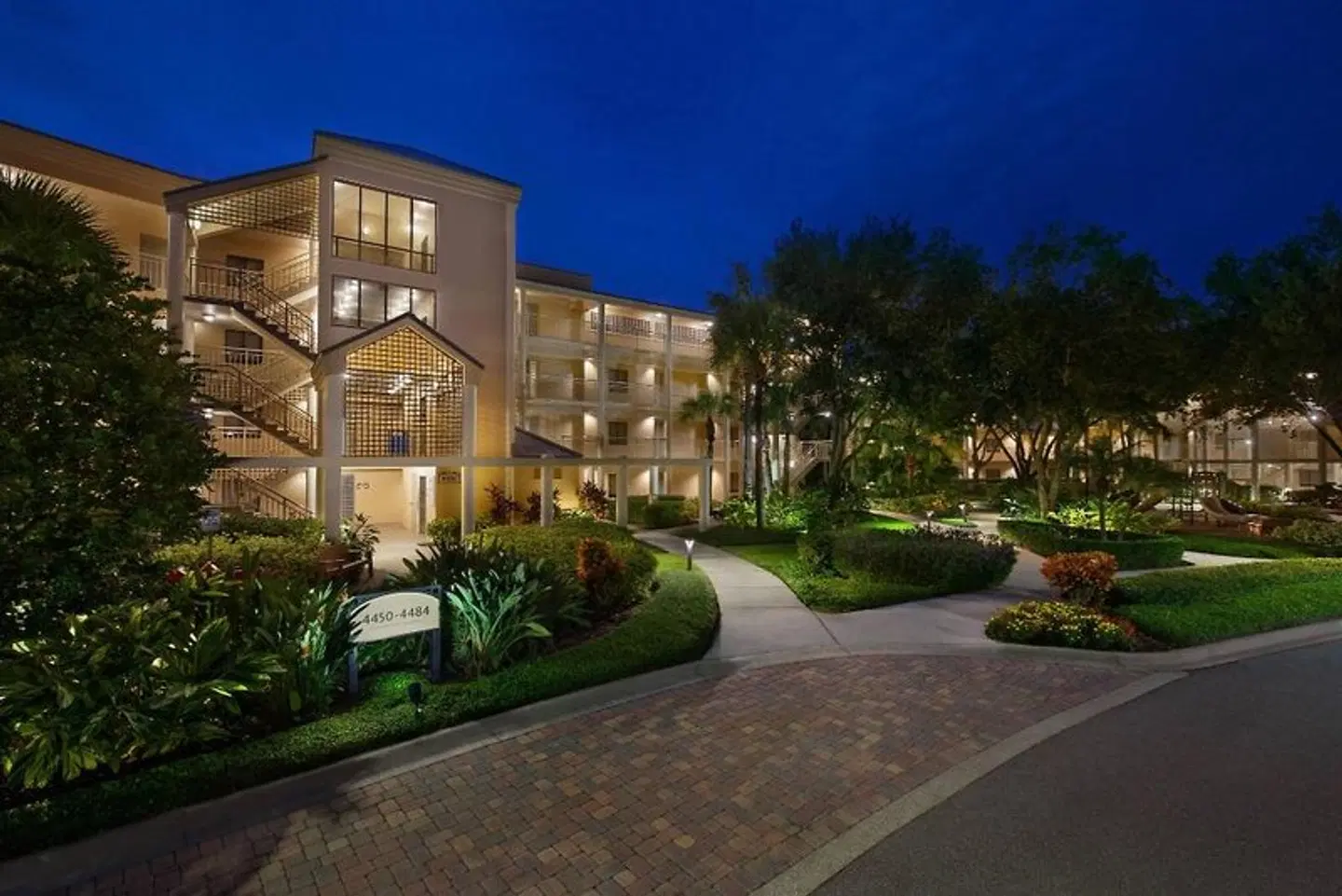 Marriott's Royal Palms EXTERIOR