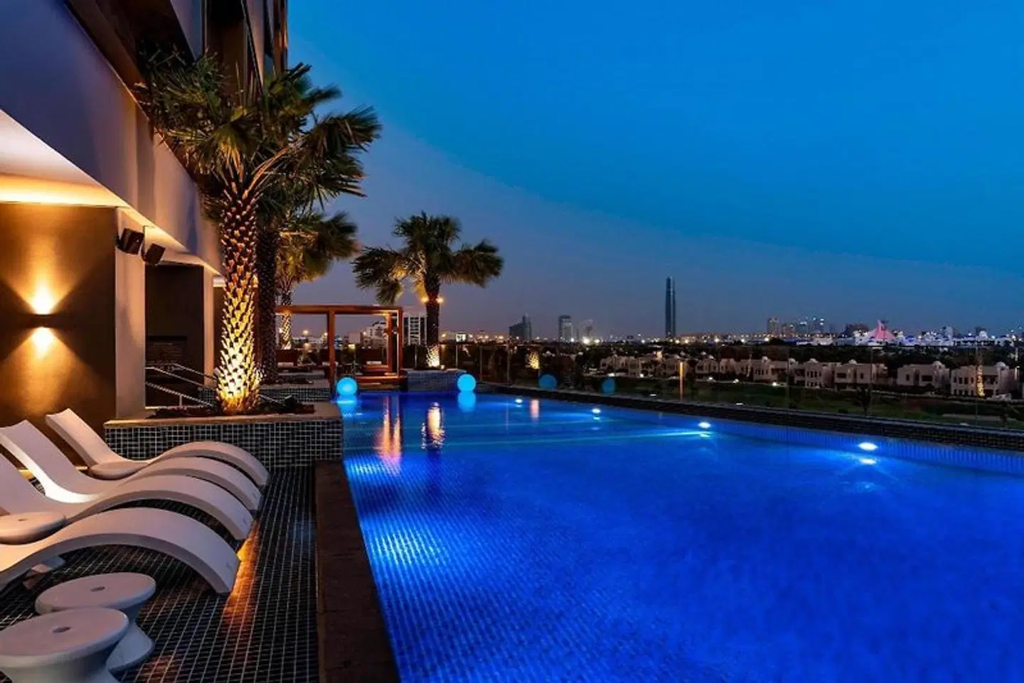 Aloft Dubai Creek OUTDOOR_POOL