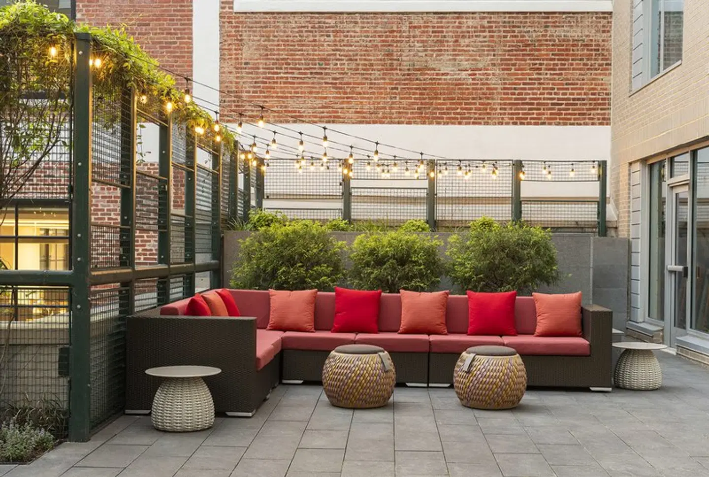 Hilton Garden Inn Washington DC/Georgetown Area Terrasse