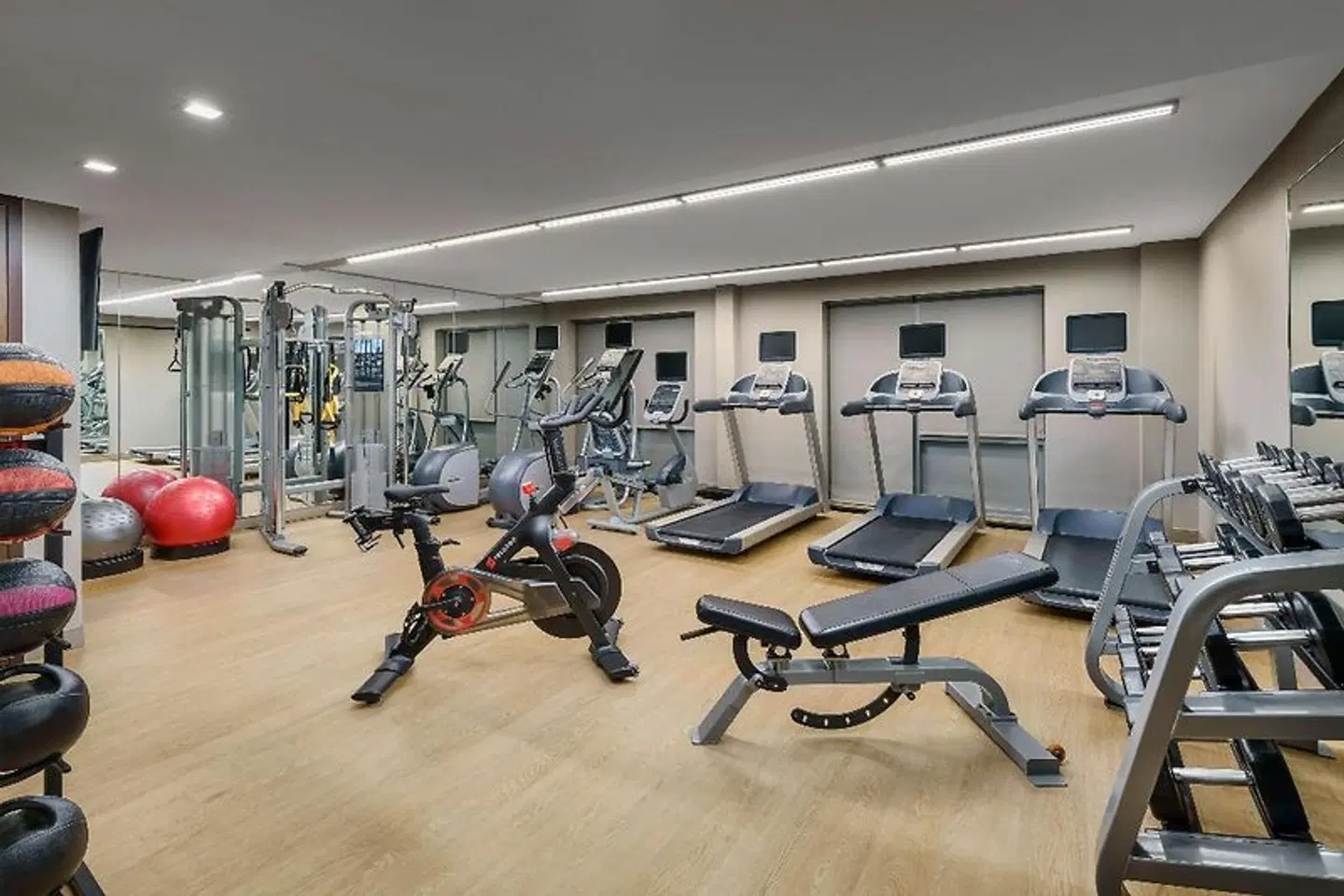 Hilton Garden Inn New York Times Square North SPORTS_AND_LEISURE