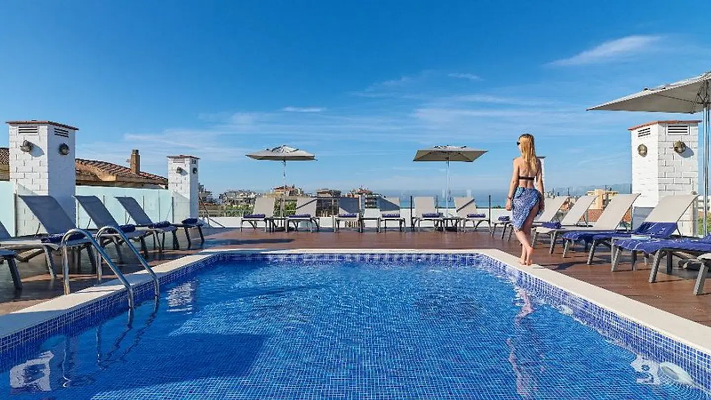 H10 Delfín OUTDOOR_POOL
