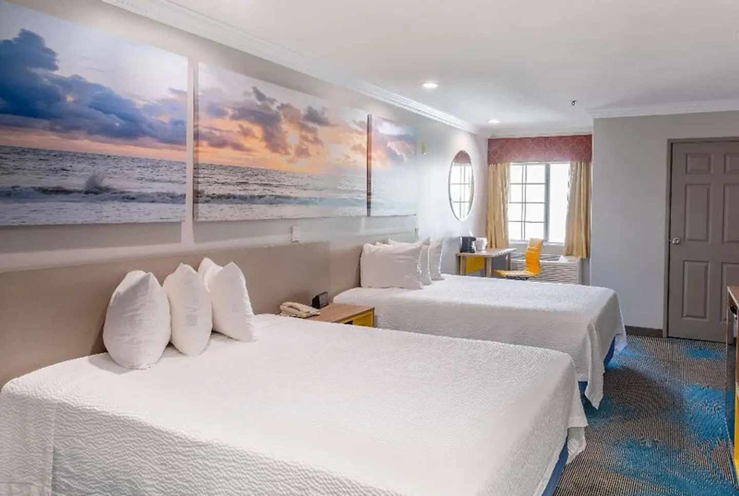 Days Inn by Wyndham Santa Monica/Los Angeles ROOM_EXAMPLE