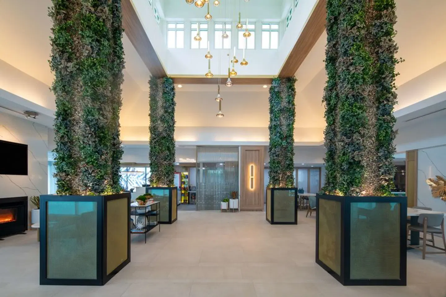 Hilton Garden Inn Orlando Airport EXTERIOR