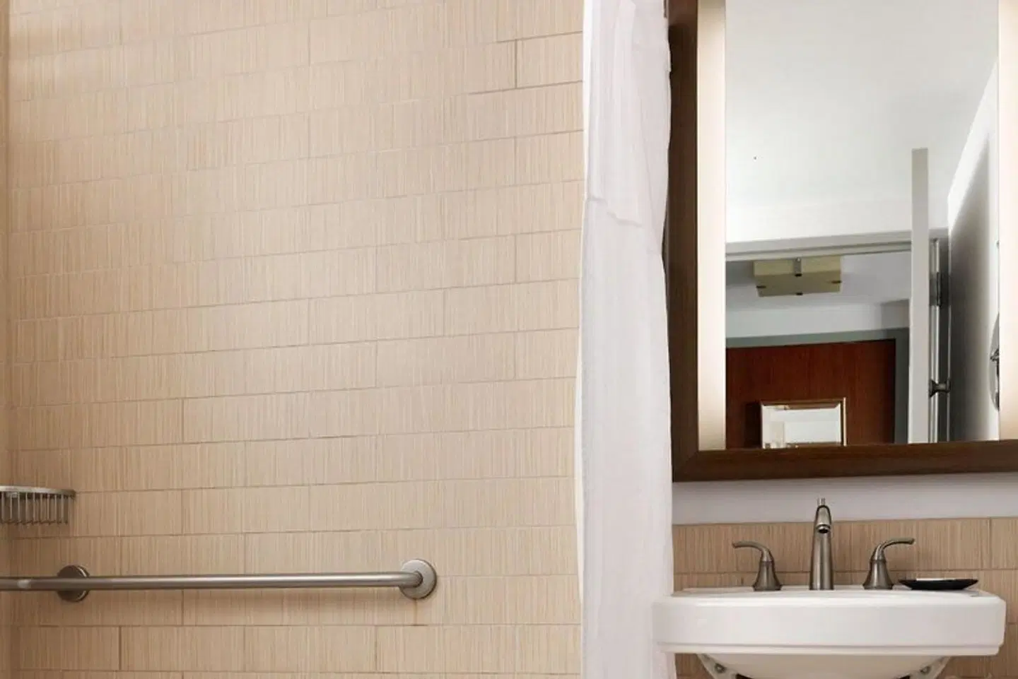 Sheraton Tribeca New York Hotel Badezimmer