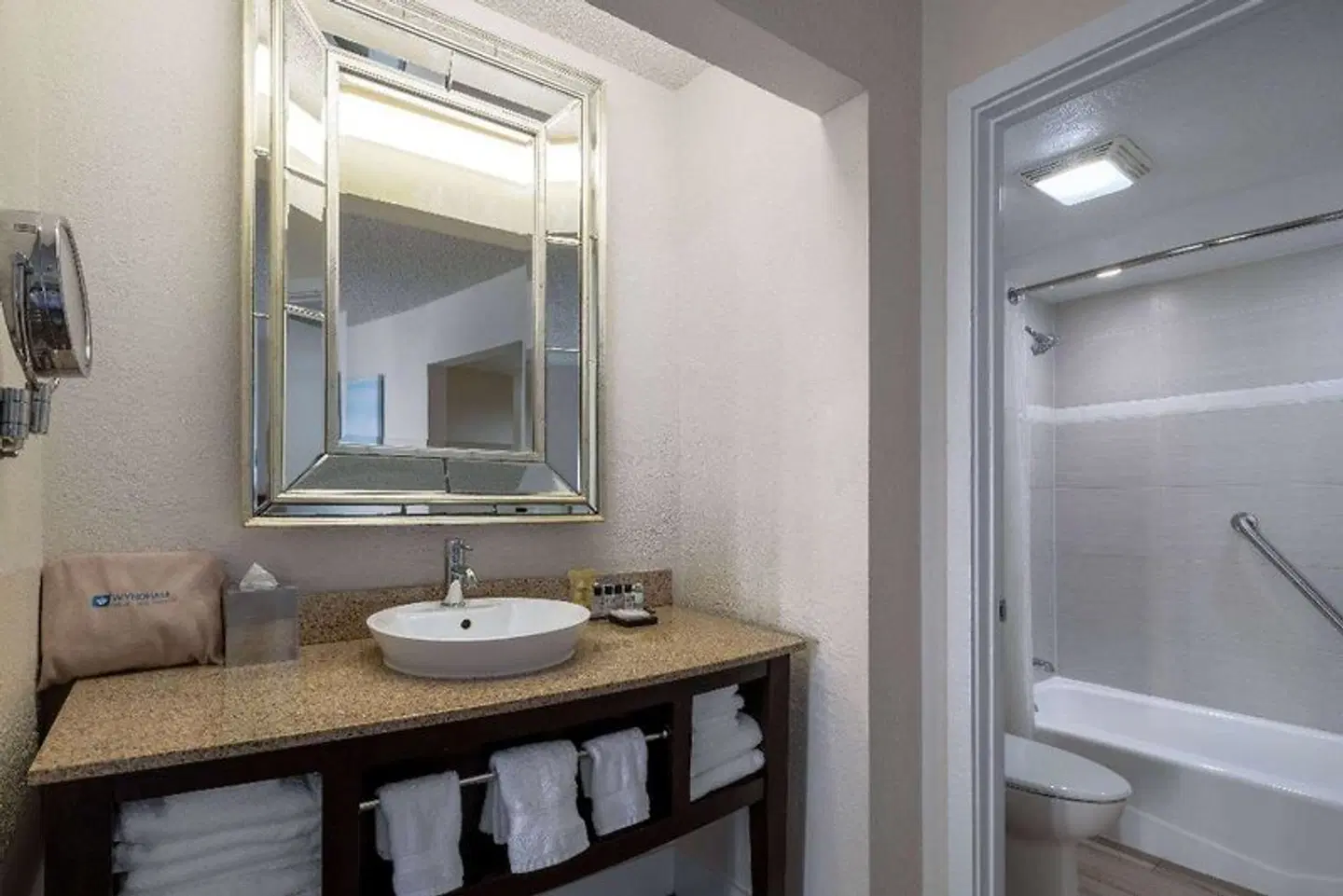 Wyndham Boca Raton Hotel Badezimmer