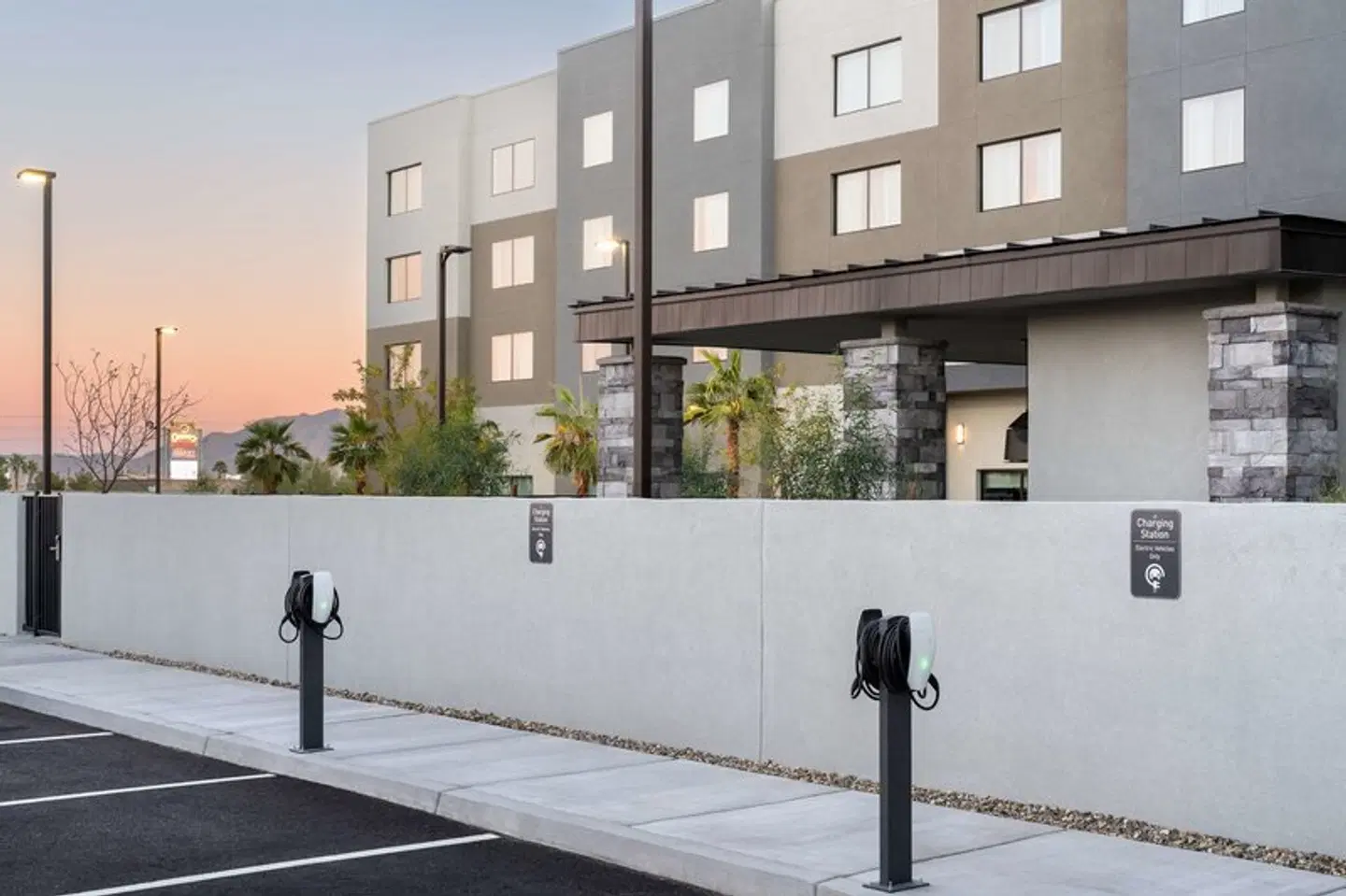 Homewood Suites By Hilton North Las Vegas Speedway EXTERIOR